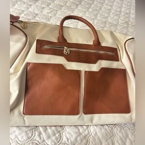 NEW Badgley Mischka Juliet weekender bag